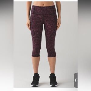 Lululemon Athletica Outrun 17” Crop Black/Plum